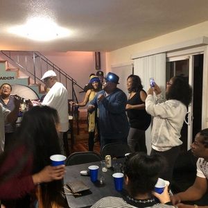 Meet your Posher, Leon